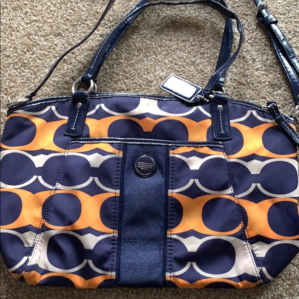 Coach shoulder bag